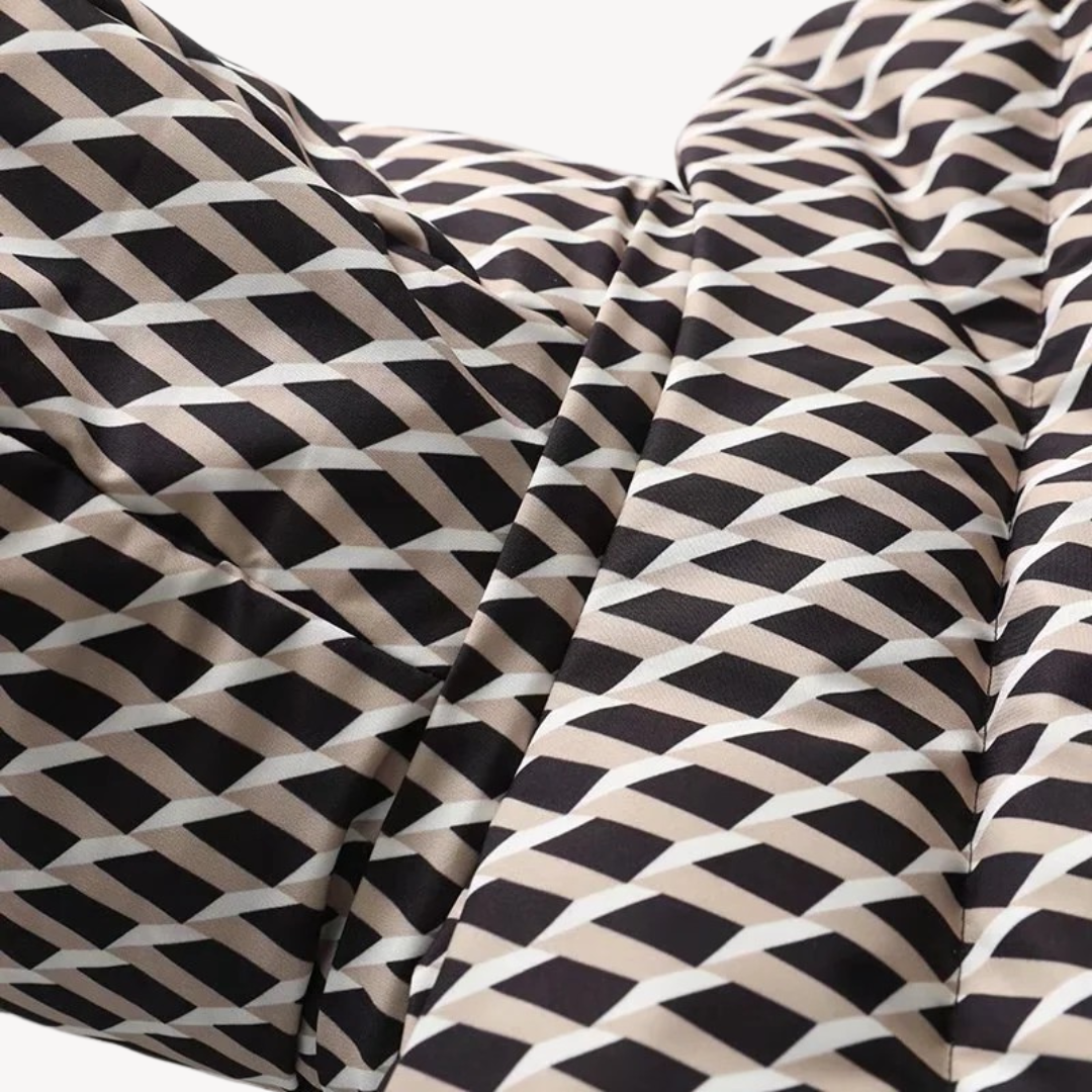 Women’s Belted Puffer Jacket with Hood – Contemporary Quilted Style